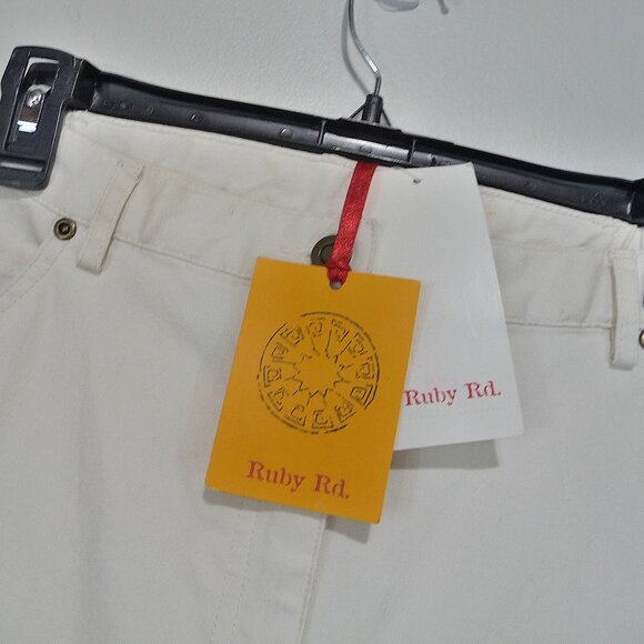 COMFORT WAIST HI RISE JEANS SIZE 16 ELASTIC SIDES - Picture 4 of 11